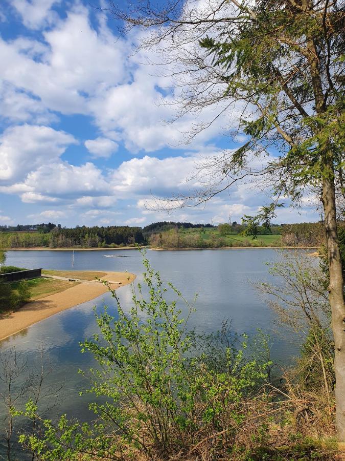 Lac Abane Au Lac Butgenbach Extérieur photo